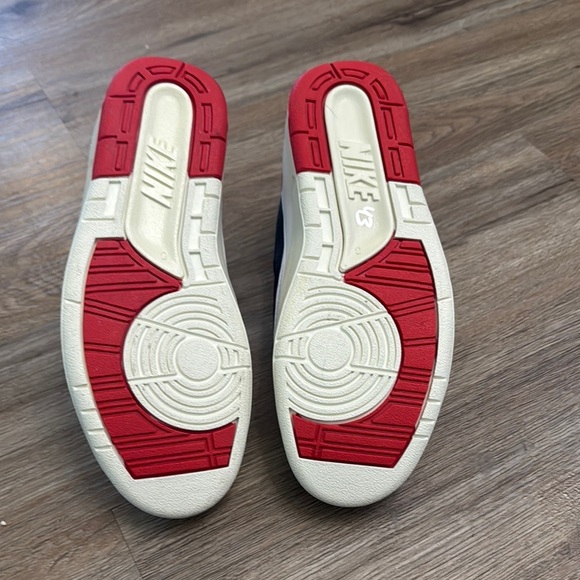 Jordan White and Black Retro Sneakers - Picture 4 of 8